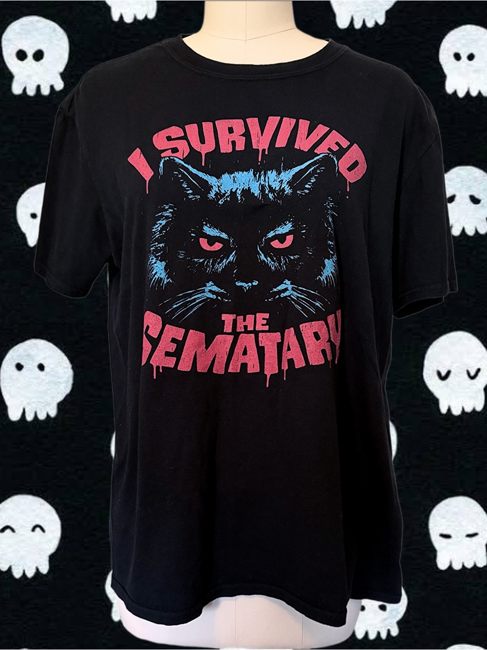 Stephen King “I Survived The Sematary” Black Graphic Tee LARGE Tee Fury